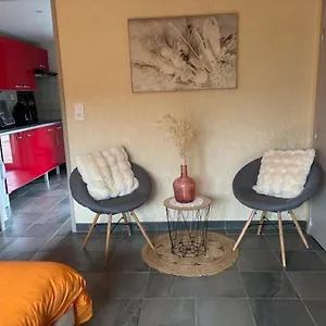 Appartement La Croisee Des Chemins, Vions